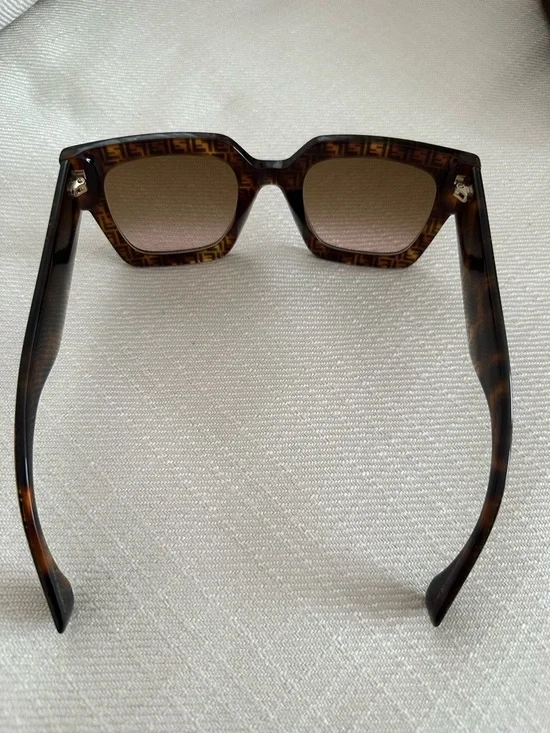 *Authentic* Fendi Brown FF Logo Square Sunglasses - Picture 3 of 5